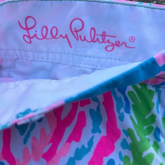 Lilly Pulitzer Callahan Shorts Size 2 Chino Multicolor Print Summer Beach - Picture 4 of 6
